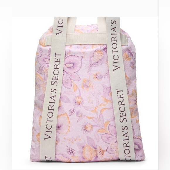 NWT Victoria's Secret 2-in-1 Packable Towel Backpack - Picture 3 of 7